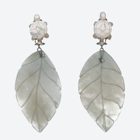 Colgante Rafael Torres con gema color, brillante y oro blanco